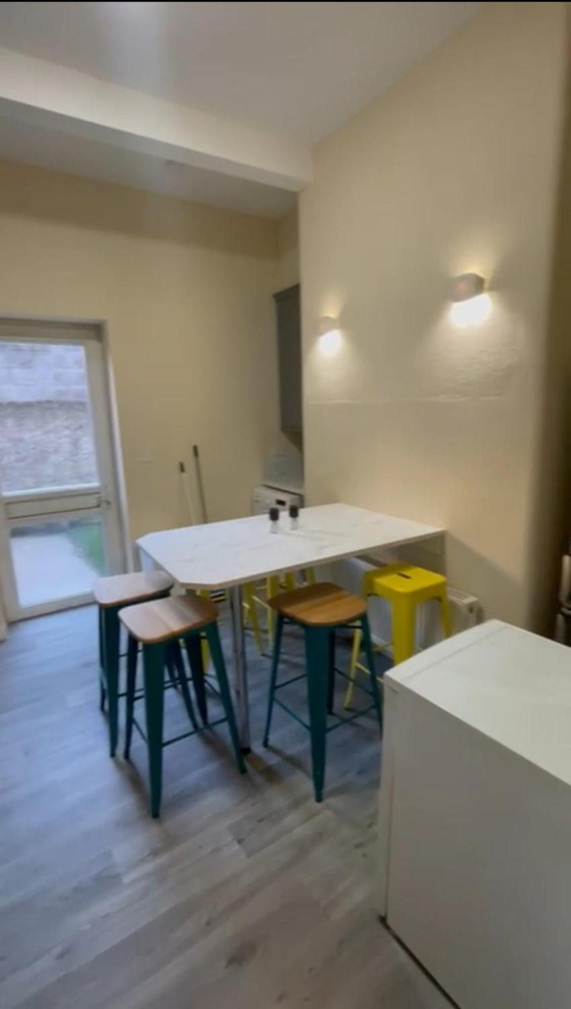 House Bed & Breakfast Дъблин Екстериор снимка